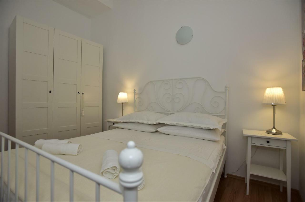 Apartment Andor Makarska Exteriör bild