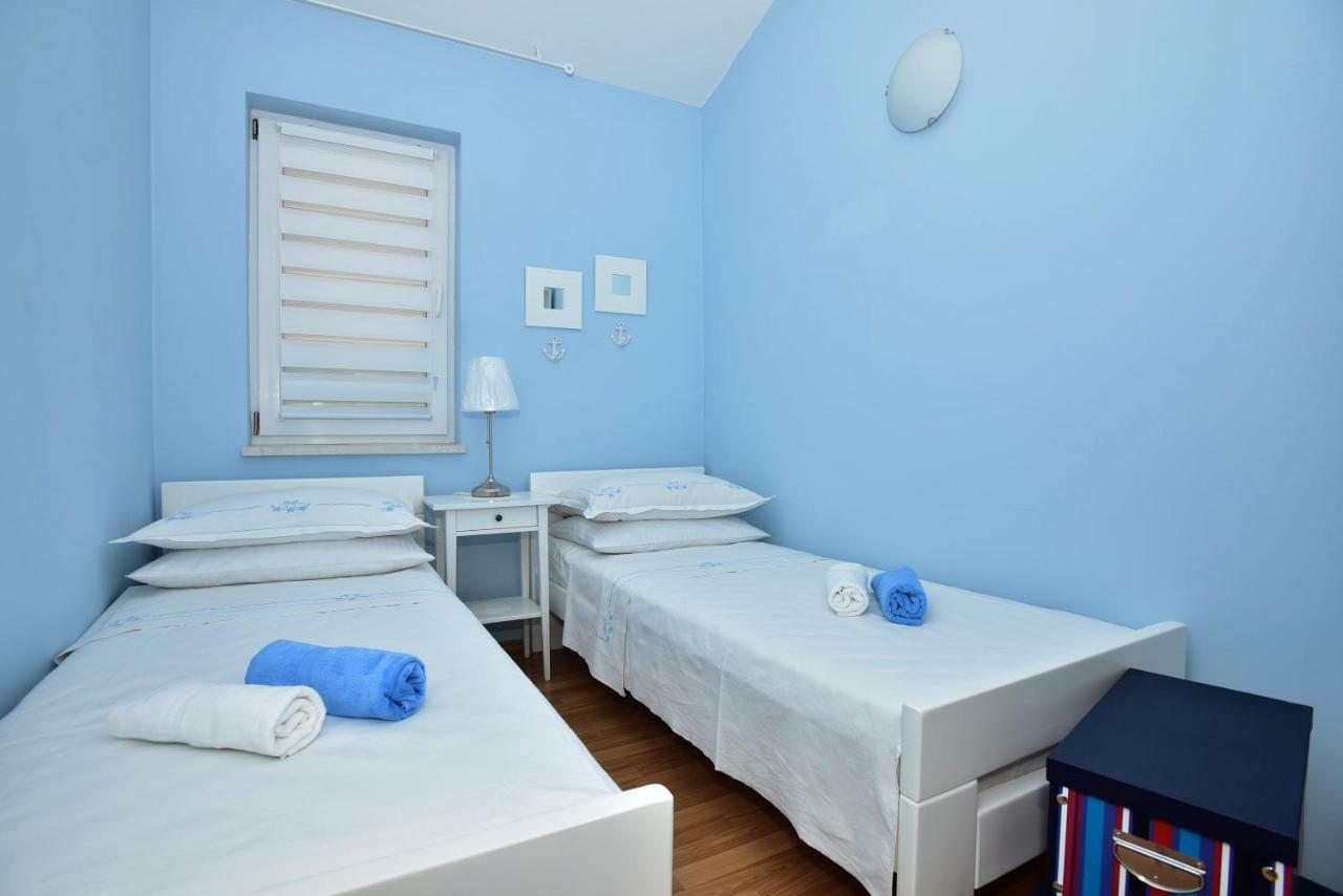 Apartment Andor Makarska Exteriör bild
