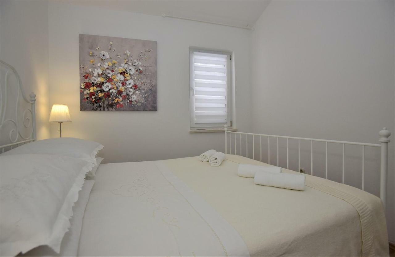 Apartment Andor Makarska Exteriör bild